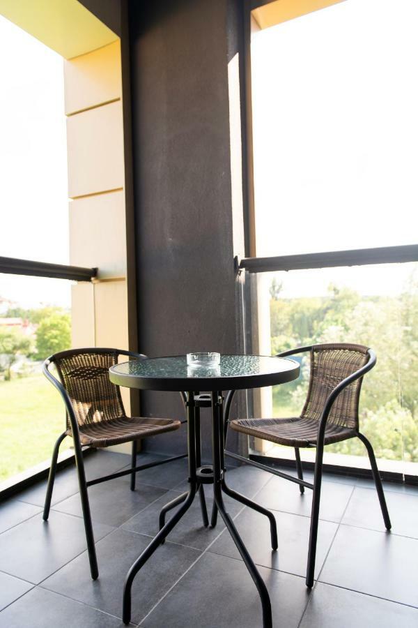 Avalonrestapartments 利沃夫 外观 照片
